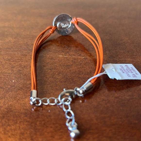 NWT Lia Sophia orange crystal spotlight bracelet - Picture 3 of 9